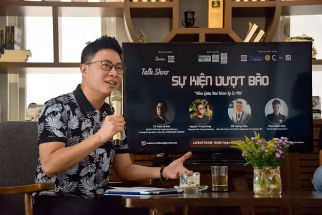 TS Trịnh Lê Anh, Trưởng Bộ môn Quản trị Sự kiện, ĐHKHXH&NV chia sẻ tại talkshow.