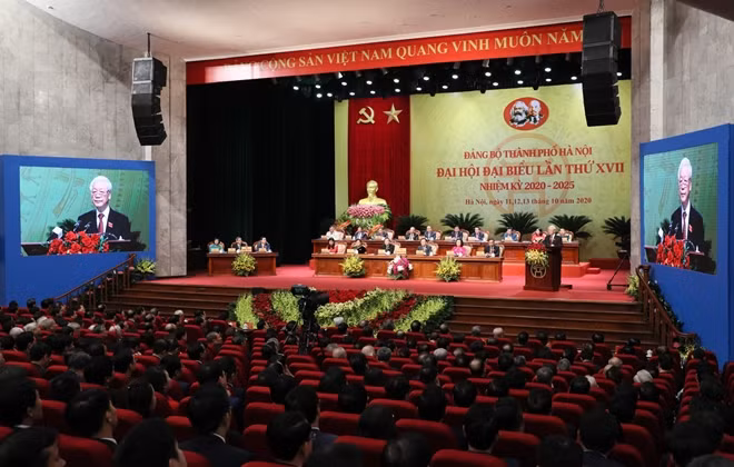 Toàn cảnh phiên khai mạc Đại hội đại biểu Đảng bộ TP Hà Nội lần thứ XVII. Ảnh: VGP/Nhật Bắc