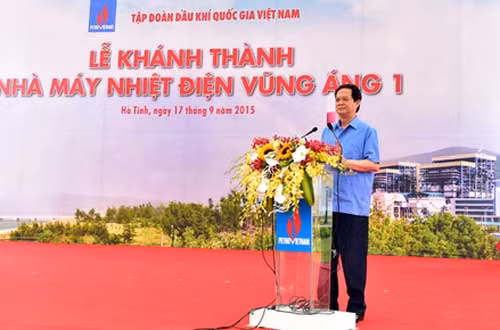 Thủ tướng Nguyễn Tấn Dũng phát biểu tại lễ khánh thành Nhà máy nhiệt điện Vũng Áng 1. Ảnh: VGP/Nhật Bắc.