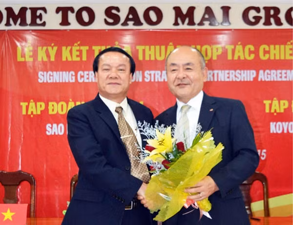 Ông Lê Thanh Thuấn - Chủ tịch HĐQT Tập đoàn Sao Mai với Lãnh đạo Kyo Corp.