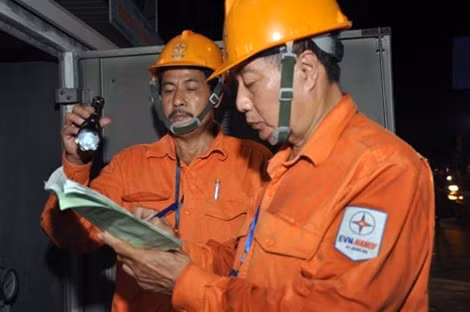Việc EVN kinh doanh có lãi mấy năm gần đây đã giảm bớt áp lực thu xếp vốn đầu tư điện.