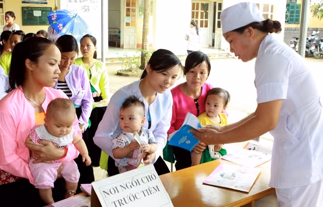 Tiêm chủng vẫn là biện pháp hữu hiệu phòng chống dịch