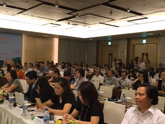 Hội thảo thu hút nhiều chuyên gia tim mạch và dinh dưỡng