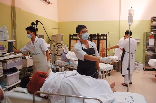 Nhiều trường hợp bị cấp cứu do ngộ độc “đặc sản” côn trùng
