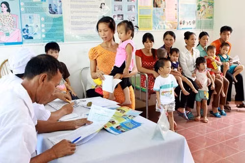 Tiêm chủng là biện pháp phòng bệnh hiệu quả nhất Tiêm chủng là biện pháp phòng bệnh hiệu quả nhất