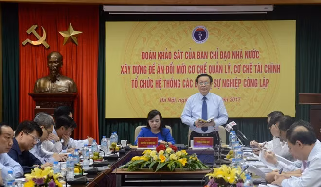 Phó Thủ tướng Vương Đình Huệ làm việc với lãnh đạo Bộ Y tế về đổi mới cơ chế hoạt động, cơ chế tài chính của đơn vị sự nghiệp y tế công lập