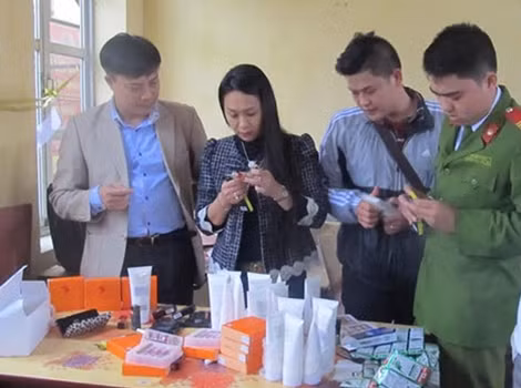 Kho chứa hàng hóa không rõ nguồn gốc xuất xứ.