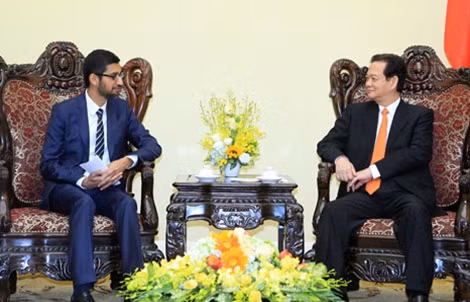 Thủ tướng Nguyễn Tấn Dũng và Tổng Giám đốc điều hành Google Sundar Pichai tại buổi tiếp. Ảnh: TTXVN.