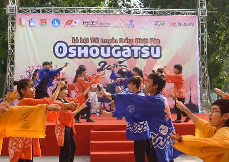 Lễ hội diễn ra tại Trường Đại học Bách khoa Hà Nội. Lễ hội diễn ra tại Trường Đại học Bách khoa Hà Nội.