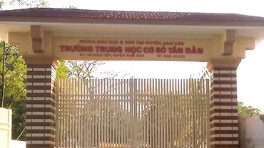 Nam sinh tử vong từ cú đánh của bạn cùng lớp