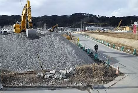 Một số hình ảnh trước và sau thảm họa Fukushima.