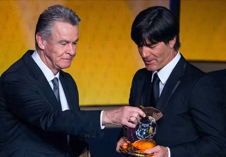 Thành tích vô địch World Cup 2014 giúp HLV Joachim Low nhận danh hiệu HLV đội bóng nam của năm.