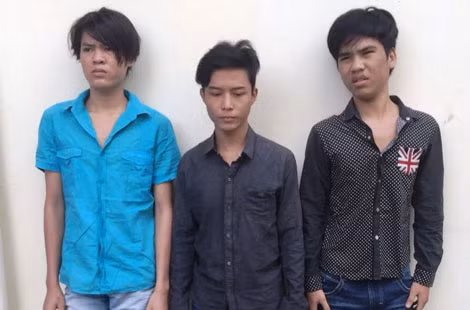Ba đối tượng tại CQĐT.