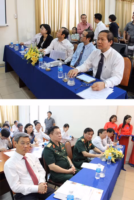 Các vị khách đến tham dự buổi ra mắt.