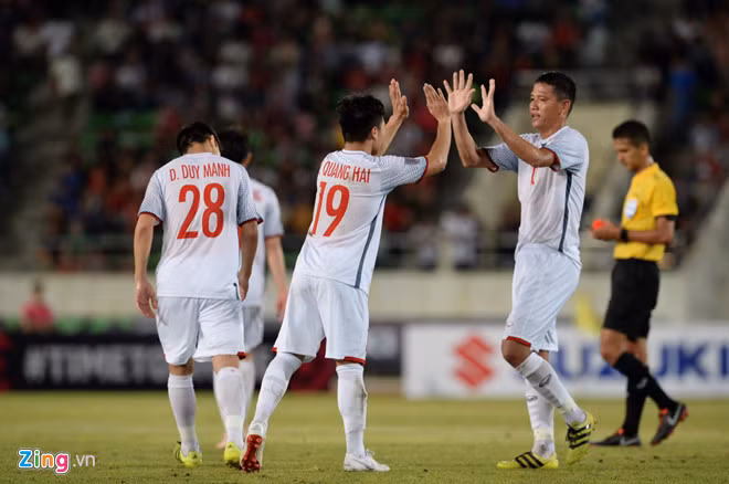 Anh Đức cũng có bàn thắng đầu tiên tại AFF Cup 2018 (ảnh: zing.vn).