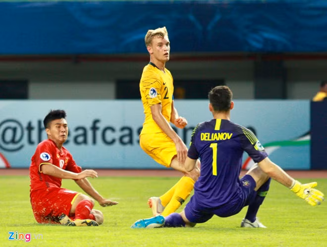 U19 Việt Nam chịu thất bại 1-2 trước đối thủ mạnh U19 Australia (ảnh: zing.vn). U19 Việt Nam chịu thất bại 1-2 trước đối thủ mạnh U19 Australia (ảnh: zing.vn).