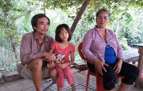 Gia đình nhỏ của ông Đực. Gia đình nhỏ của ông Đực.