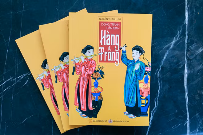Cuốn sách "Dòng tranh dân gian Hàng Trống" được in màu rất đẹp mắt Cuốn sách "Dòng tranh dân gian Hàng Trống" được in màu rất đẹp mắt