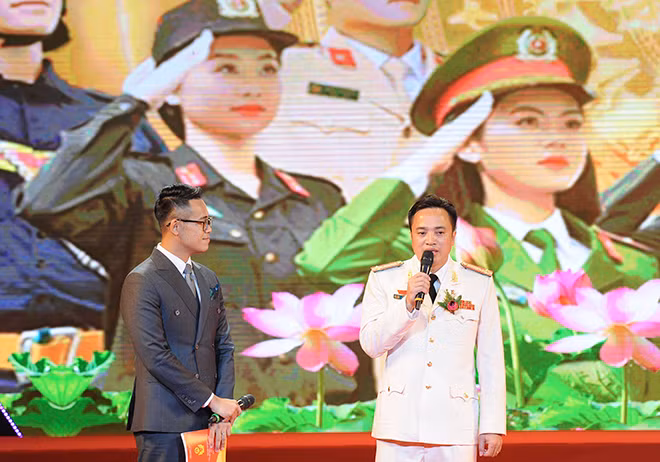 Thượng tá Mai Hoàng, Phó Cục trưởng Cục Cảnh sát hình sự, nguyên Trưởng Công an huyện Mộc Châu, tỉnh Sơn La.