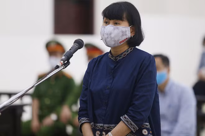 Bị cáo Phan Thị Hoa Mai.