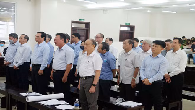 Bị cáo Trần Văn Minh và đồng phạm.