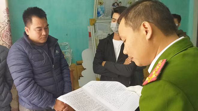 Lực lượng Công an bắt giữ Nguyễn Văn Chí.
