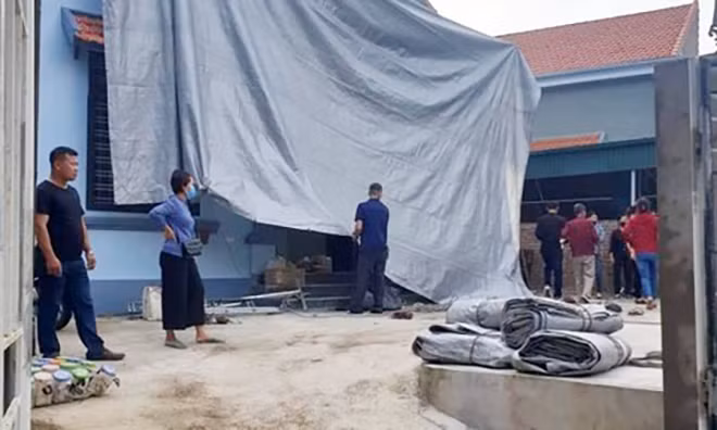 Hiện trường vụ án mạng.