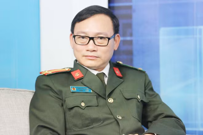 Cựu trinh sát hình sự Đào Trung Hiếu, Hieubaocand@gmail.com Cựu trinh sát hình sự Đào Trung Hiếu, Hieubaocand@gmail.com