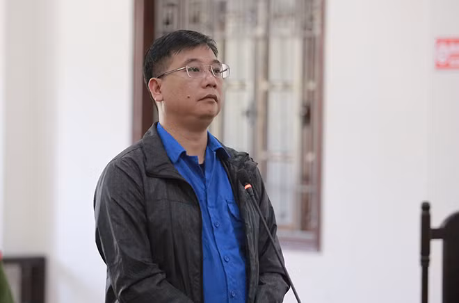 Bị cáo Khương Ngọc Chất nói lời sau cùng tại phiên tòa.