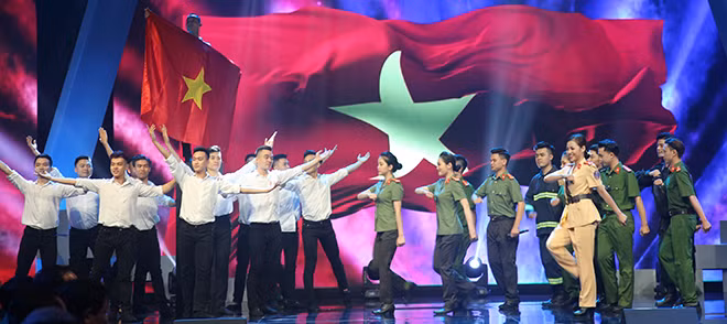Tiết mục mở màn chương trình.