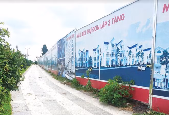 Toàn cảnh khu đất 43ha vừa được cơ quan điều tra giao cho địa phương quản lý.