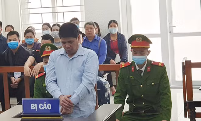 Bị cáo Huân tại phiên xử. Bị cáo Huân tại phiên xử.