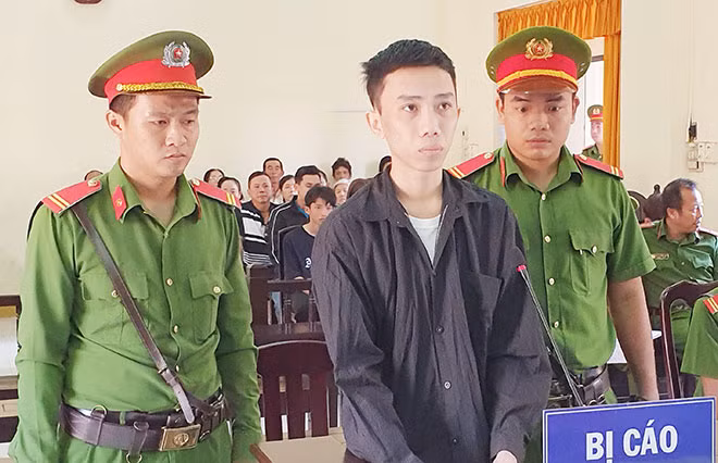 Bị cáo Cao Văn Càng.