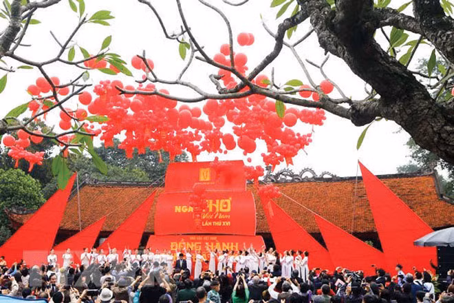 Ngày thơ Việt Nam tại Văn Miếu - Quốc Tử giám là nét đẹp trong đạo học và tôn vinh thi ca của dân tộc.