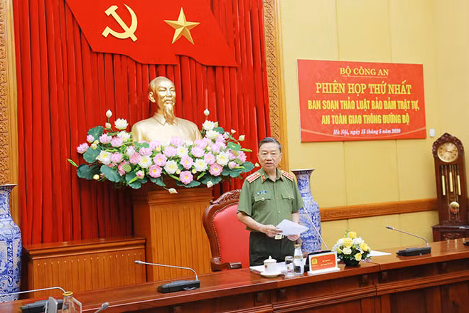 Bộ trưởng Tô Lâm phát biểu tại phiên họp.