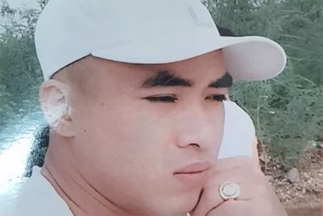Tú ông Phạm Đức Hùng. Tú ông Phạm Đức Hùng.