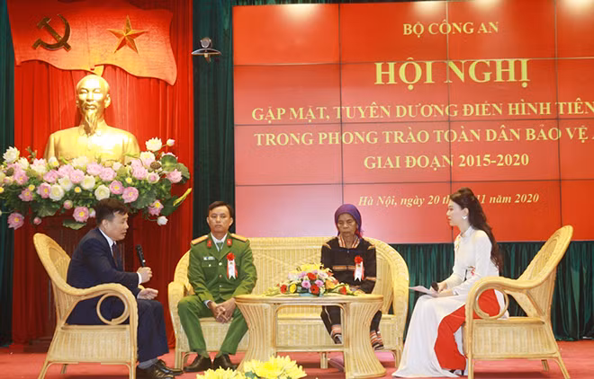 Các điển hình tọa đàm giao lưu chia sẻ kinh nghiệm tại Hội nghị. Các điển hình tọa đàm giao lưu chia sẻ kinh nghiệm tại Hội nghị.
