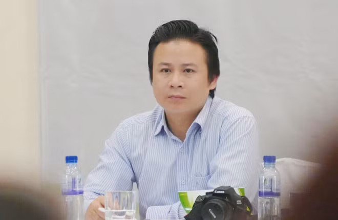Tiến sỹ Nguyễn Thanh Tâm (Tamvvh@gmail.com). Tiến sỹ Nguyễn Thanh Tâm (Tamvvh@gmail.com).