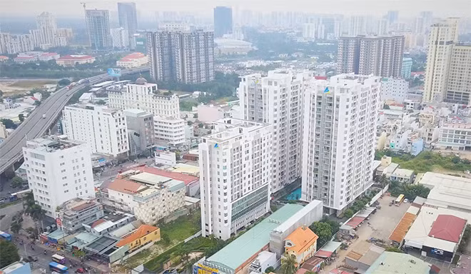 Thị trường bất động sản TP Hồ Chí Minh đang gặp khó khăn chồng chất. Thị trường bất động sản TP Hồ Chí Minh đang gặp khó khăn chồng chất.