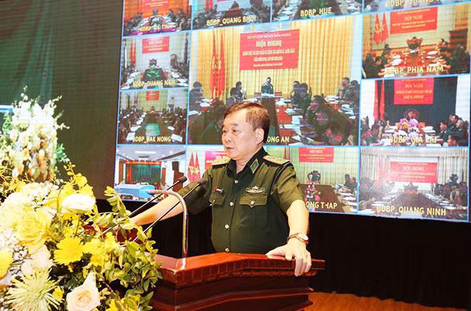 Trung tướng Hoàng Xuân Chiến, Tư lệnh Bộ Tư lệnh BĐBP phát biểu tại hội nghị