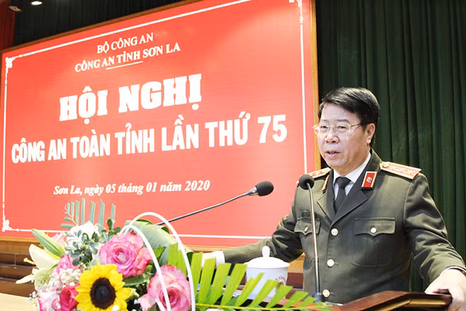 Thứ trưởng Bùi Văn Nam phát biểu chỉ đạo tại Hội nghị. Thứ trưởng Bùi Văn Nam phát biểu chỉ đạo tại Hội nghị.