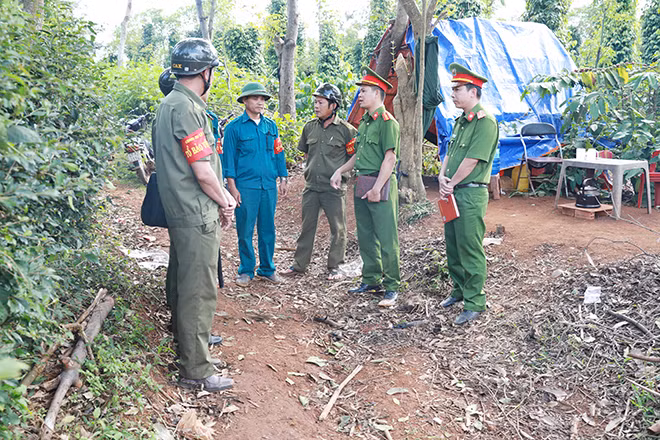 Mô hình "Bảo vệ cà phê" ở xã Đức Minh, huyện Đắk Mil luôn phát huy hiệu quả trong công tác bảo đảm an ninh, trật tự ở cơ sở.