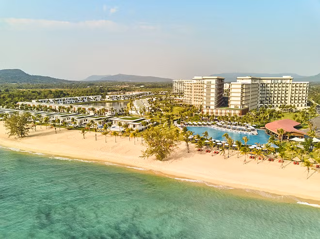 Mövenpick Resort Waverly Phú Quốc là khu nghỉ dưỡng 5 sao quốc tế đầu tiên tại bãi Ông Lang