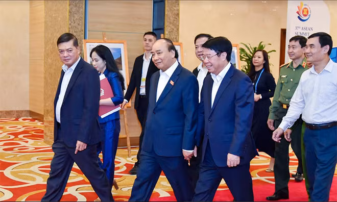 Thủ tướng Nguyễn Xuân Phúc kiểm tra công tác chuẩn bị Hội nghị Cấp cao ASEAN lần thứ 37