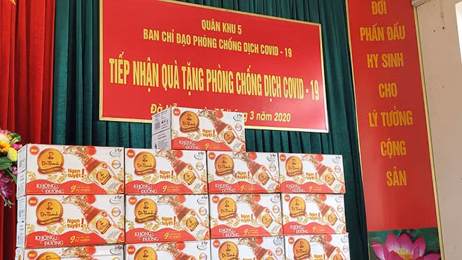 4000 thùng Trà Thanh nhiệt Dr Thanh sẽ được sử dụng để phục vụ các y bác sỹ, cán bộ chiến sỹ đang thực hiện nhiệm vụ tại các khu cách ly