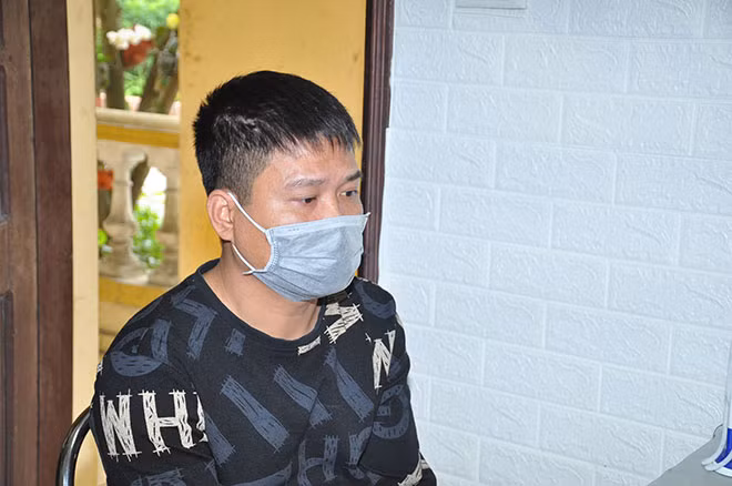 Đối tượng Huy tại cơ quan Công an.
