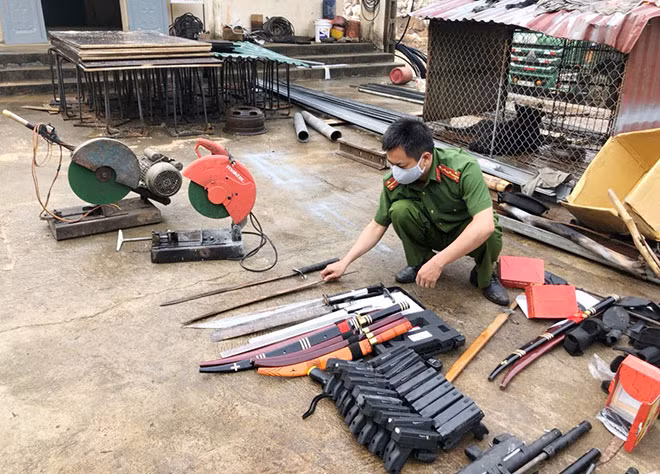 Công an tỉnh Sơn La tiêu hủy hàng nghìn vũ khí, vật liệu nổ, công cụ hỗ trợ