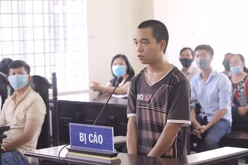 Bị Công an kiểm tra, kẻ giấu “cỏ” Mỹ lu loa bị đánh ảnh 3