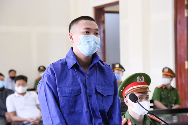 Bị cáo Phan Công Hải tại tòa.