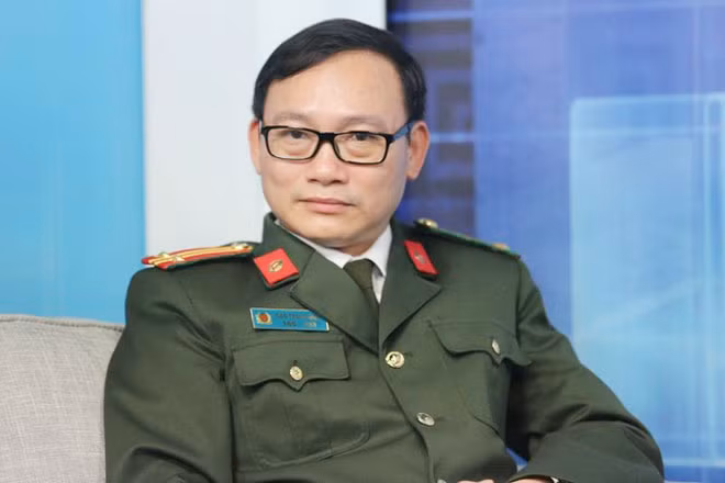 Cựu trinh sát hình sự Đào Trung Hiếu, Hieubaocand@gmail.com Cựu trinh sát hình sự Đào Trung Hiếu, Hieubaocand@gmail.com